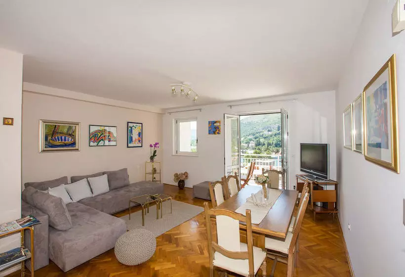 Panorama Rozat Apartment