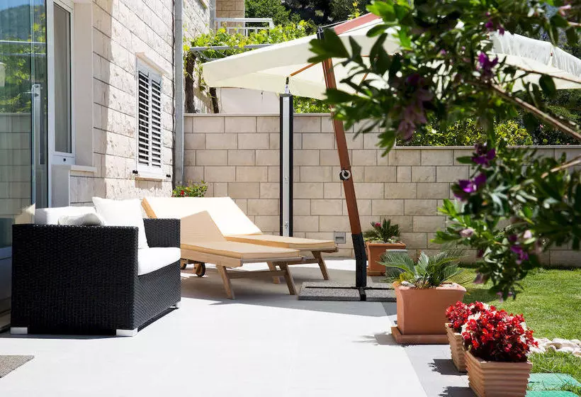 Panorama Rozat Apartment