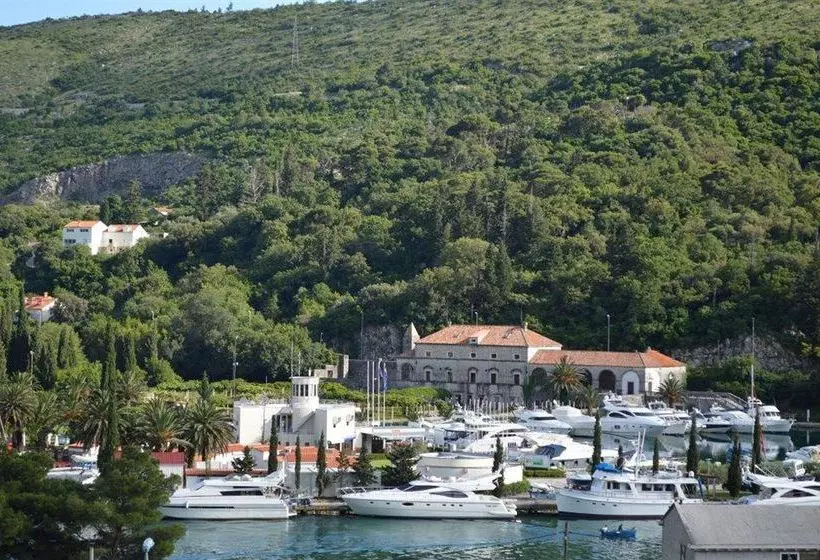 Panorama Rozat Apartment