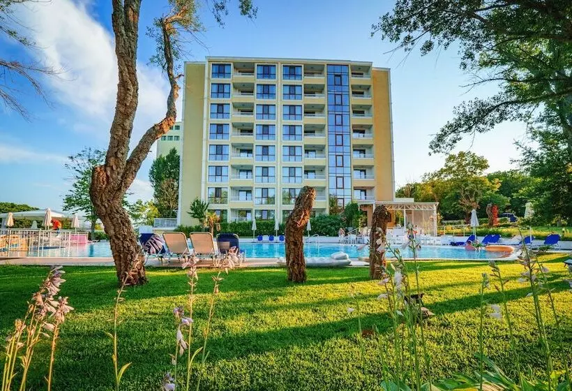 Perla Royal Hotel All Inclusive