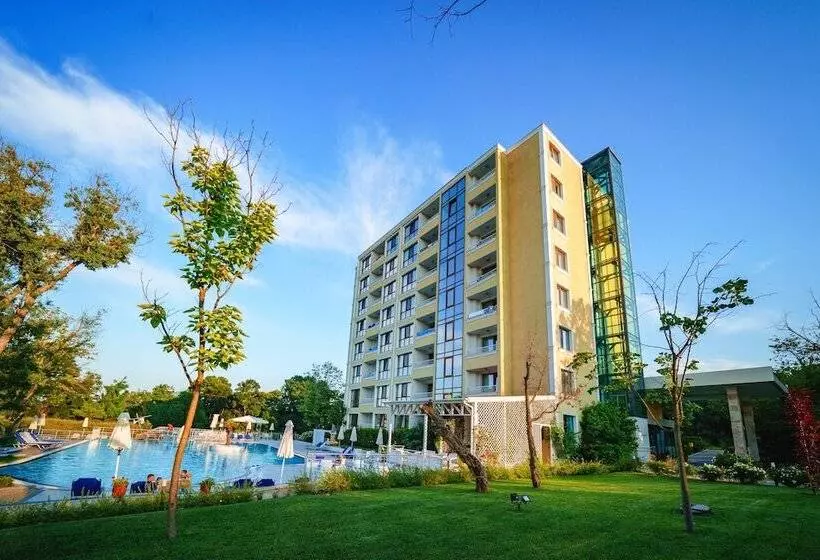 Perla Royal Hotel All Inclusive