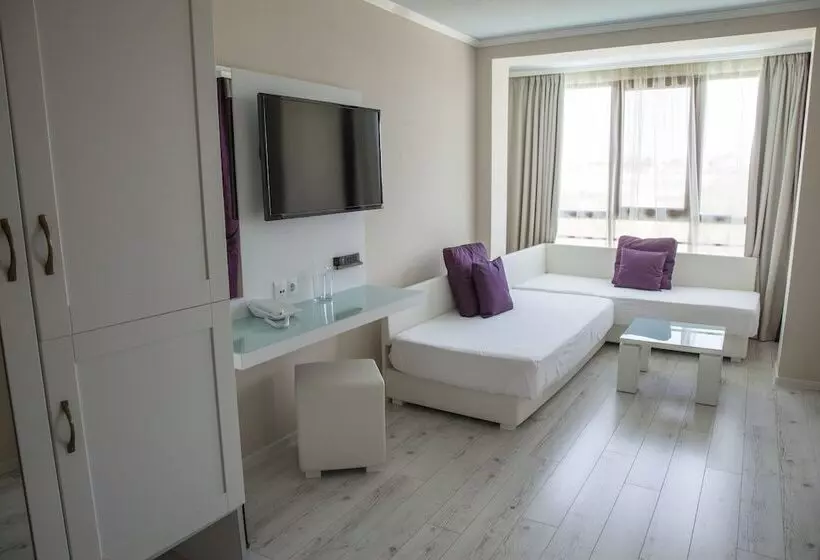 Perla Royal Hotel All Inclusive