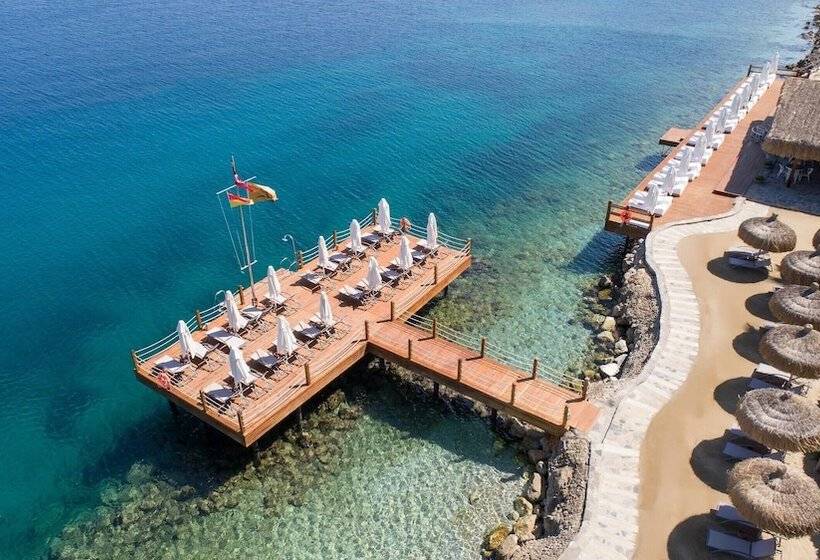 Sarpedor Boutique Hotel