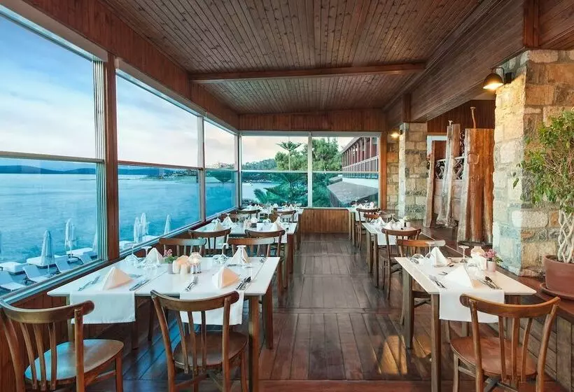 Sarpedor Boutique Hotel