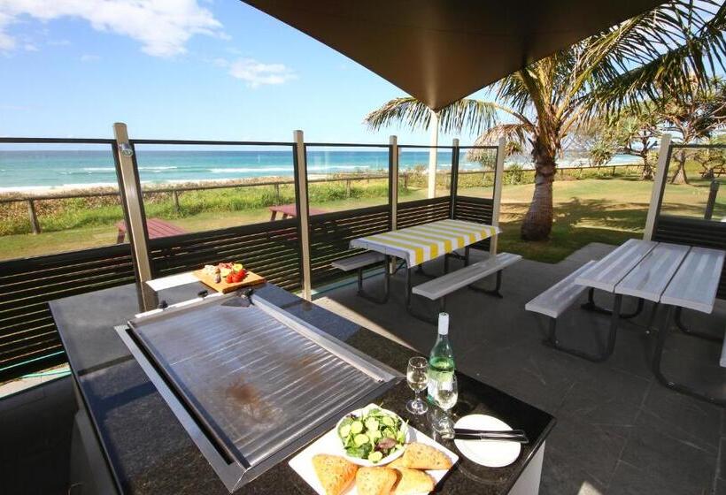 Sentosa At Tugun Beachfront Holiday Home