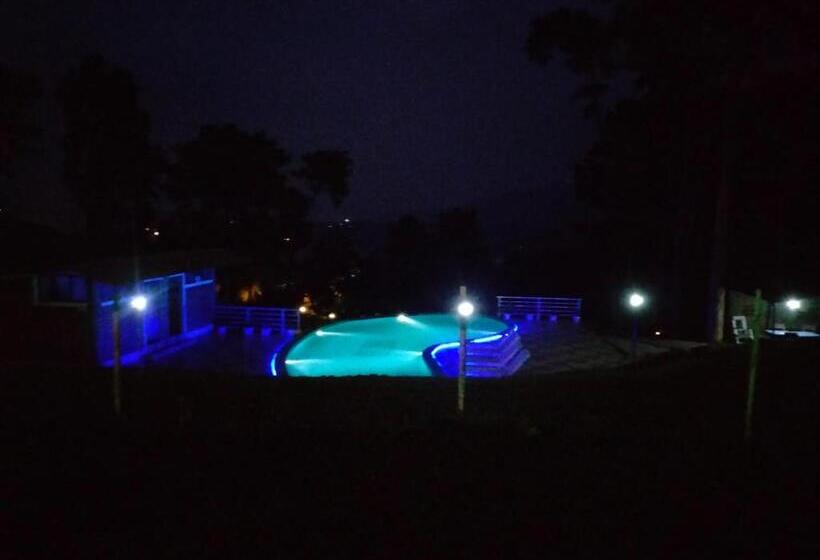 تختخواب و صبحانه Odyssey Stays Umbir, Umiam Lake