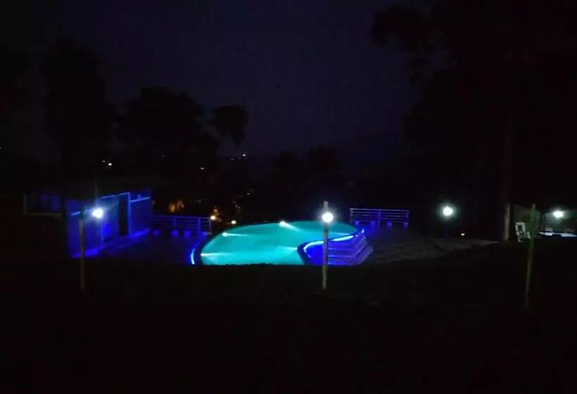 Aamiaismajoitus (B&B) Odyssey Stays Umbir, Umiam Lake