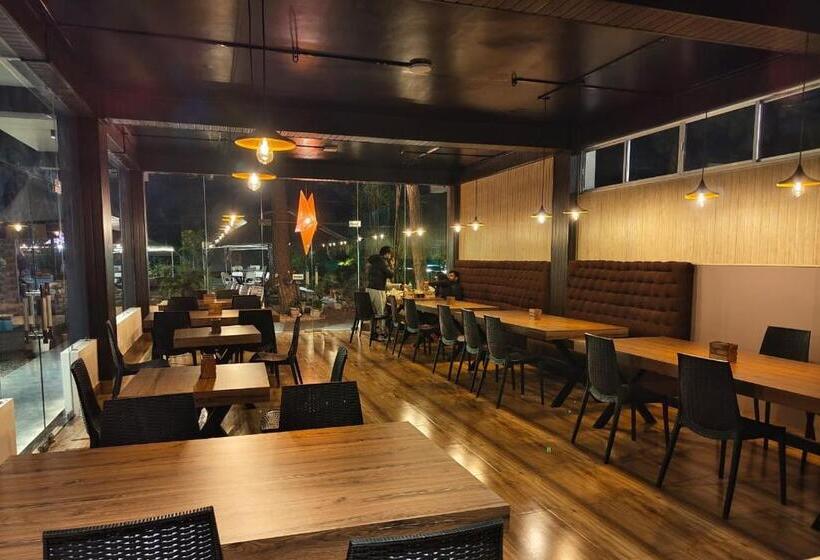 تختخواب و صبحانه Odyssey Stays Umbir, Umiam Lake