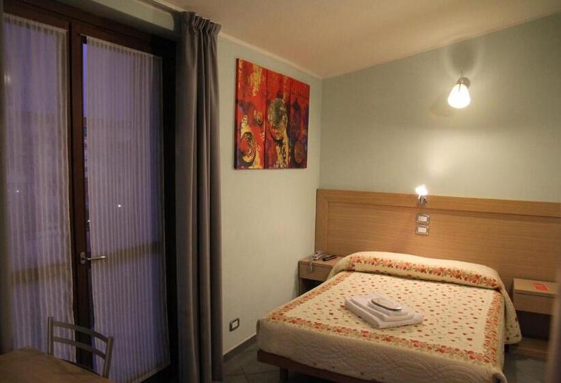 ホテル Albergo Verdi