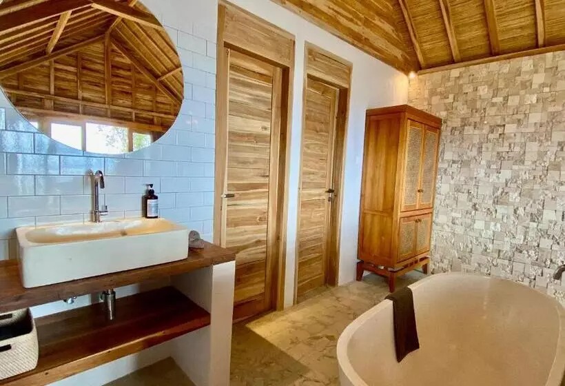 ホテル Kertasari Lodge