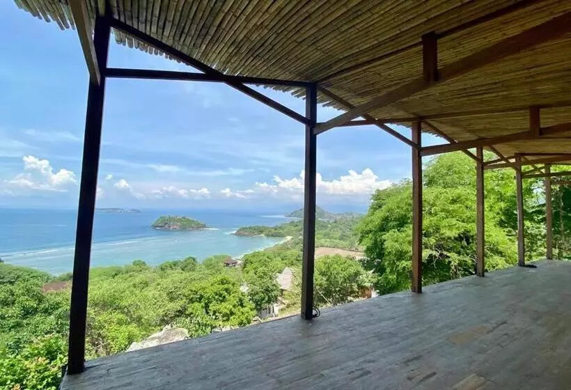 ホテル Kertasari Lodge