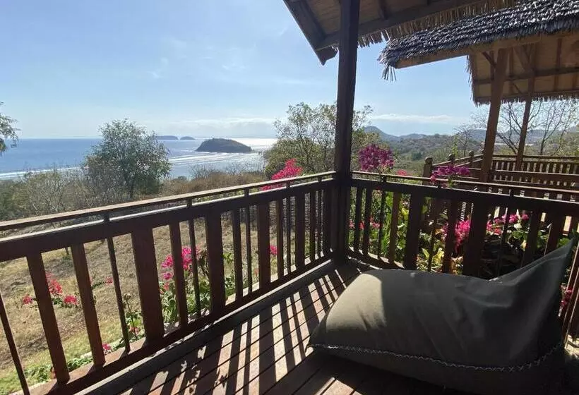 ホテル Kertasari Lodge