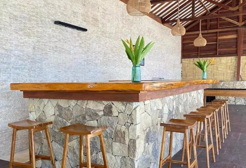 ホテル Kertasari Lodge