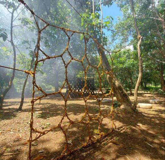 Kaliraya Surf Kamp By Eco Hotel Laguna