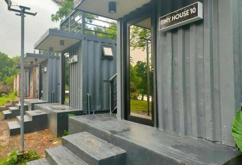 Kaliraya Surf Kamp By Eco Hotel Laguna