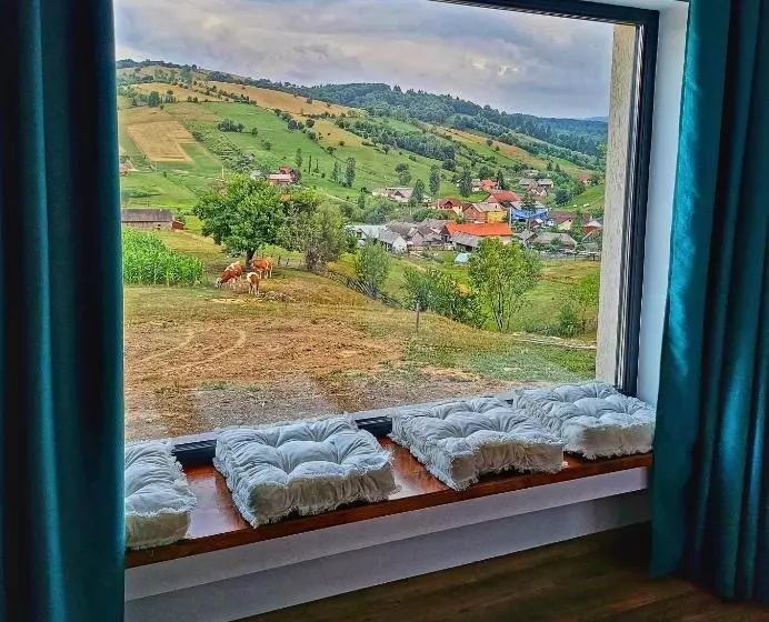 Majatalo Complex Dealu  Frumos