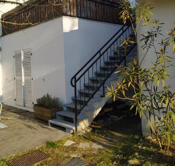 Bed and Breakfast Chambres D Elisa