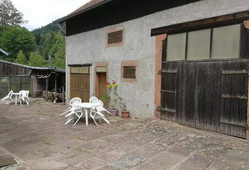 ベッドアンドブレックファースト La Maison Du Vannier