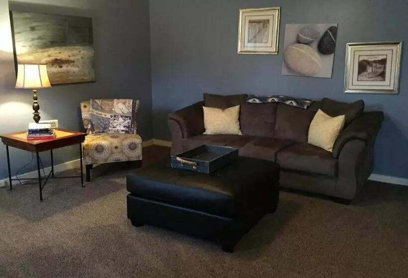 Hotelli Guesthouse Cannon Beach