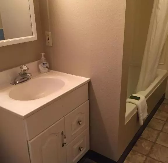 Hotelli Guesthouse Cannon Beach