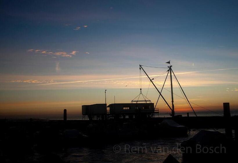 Пансион Tilias