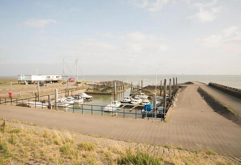 Пансион Tilias