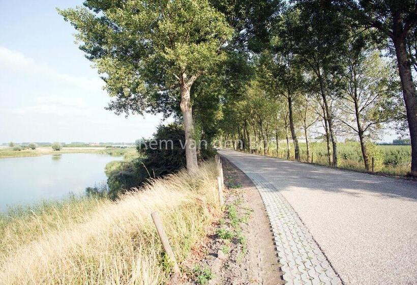 Пансион Tilias