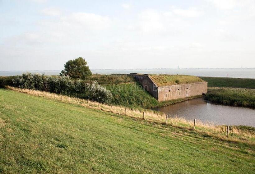 Пансион Tilias