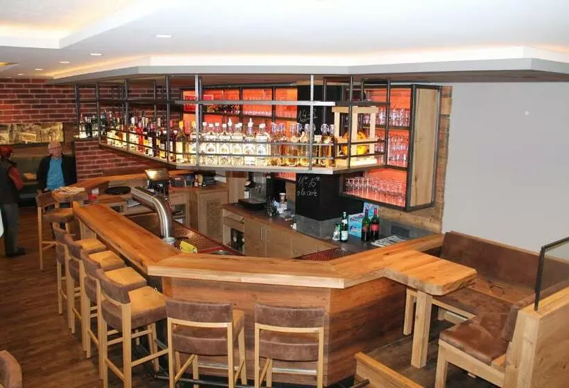 Retkeilymaja Gasthaus Waldschlosschen