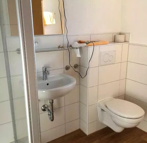 Retkeilymaja Gasthaus Waldschlosschen