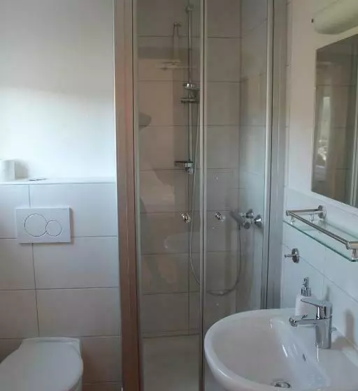 Retkeilymaja Gasthaus Waldschlosschen