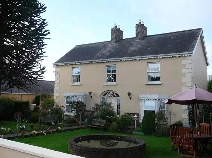 Annalee House B&b