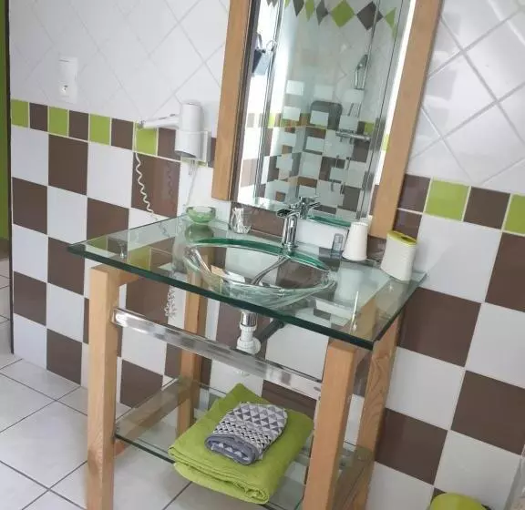 ベッドアンドブレックファースト Au Chardon Bleu