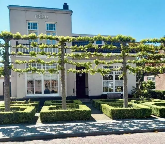 Aamiaismajoitus (B&B) Boukje Har Bêd En Brochje