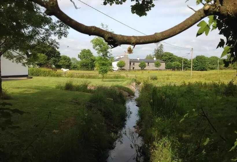 Aamiaismajoitus (B&B) Cartron House