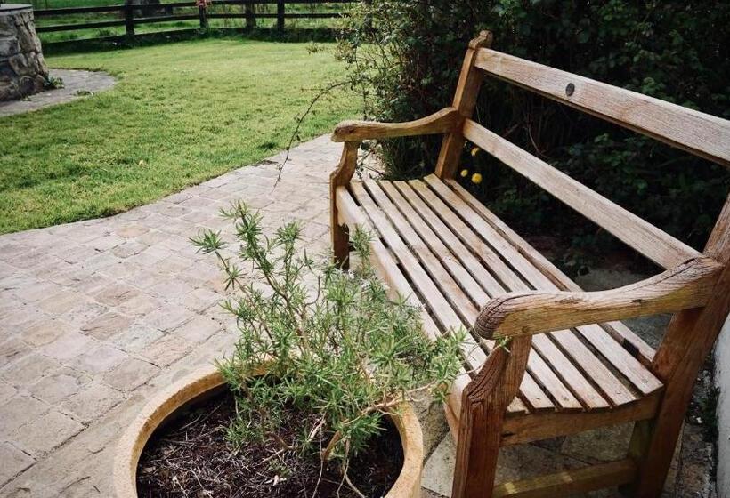 住宿加早餐  Cartron House