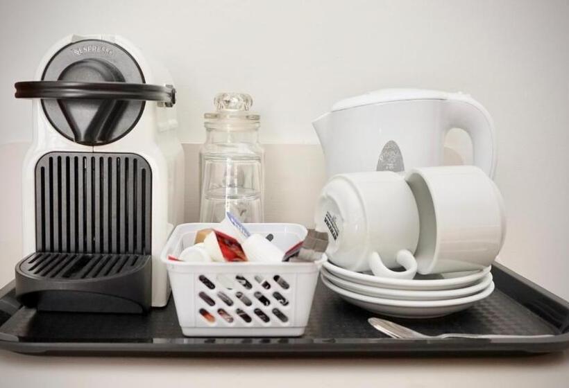 住宿加早餐  Cartron House