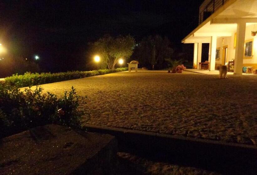 مبيت وإفطار Casa Das Estevas