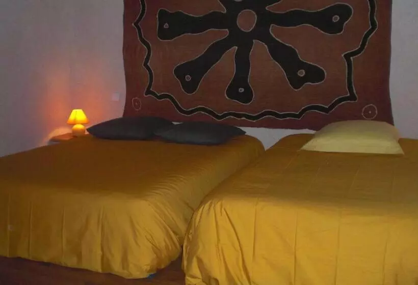 Aamiaismajoitus (B&B) Chambres D Hôtes De La Colline