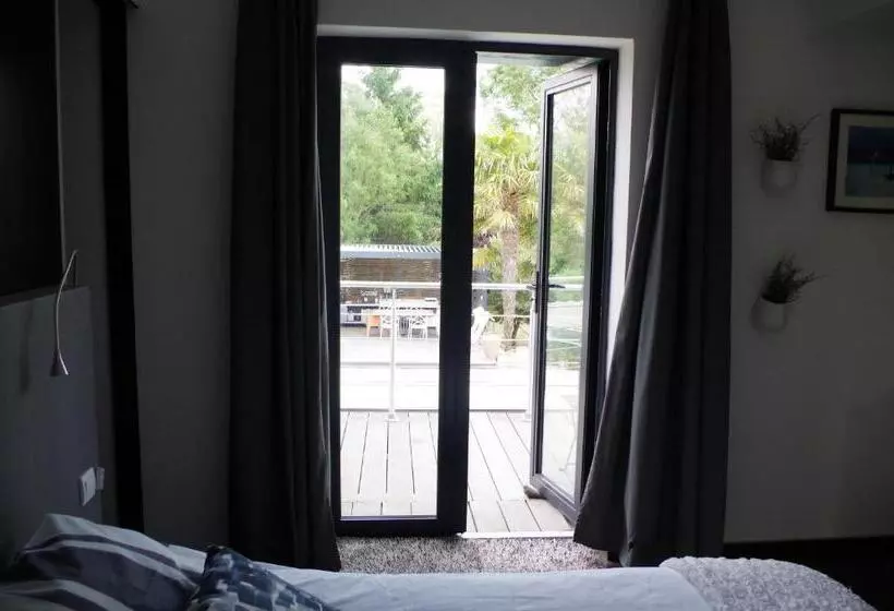 Aamiaismajoitus (B&B) Chambres D Hôtes Home Sweet Home