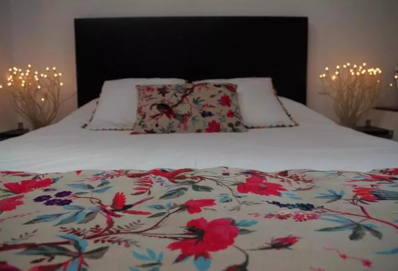 Aamiaismajoitus (B&B) Chambres D Hôtes Home Sweet Home