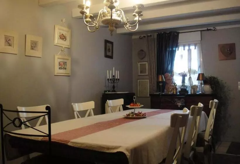 Aamiaismajoitus (B&B) Chambres D Hôtes Le Clos Du Verger