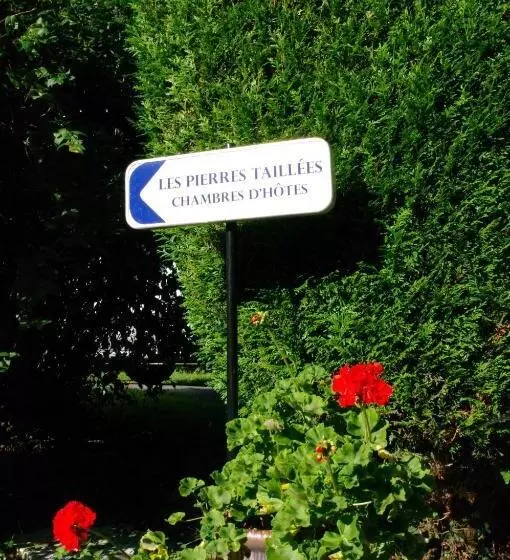 ベッドアンドブレックファースト Chambres D Hôtes Les Pierres Taillées