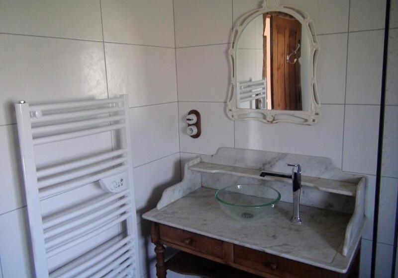 مبيت وإفطار Chezlesgoyp