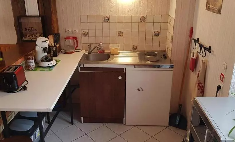 ベッドアンドブレックファースト Cour La Dame Chez Béatris Et Christophe Janson