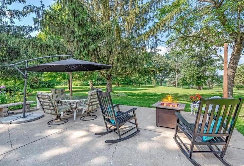 민박 Harmony Inn, Huntley Illinois