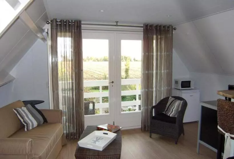 Aamiaismajoitus (B&B) In De Wolken