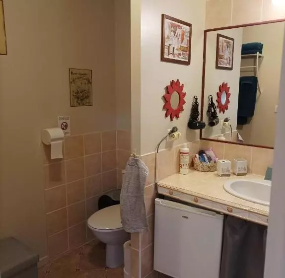 Aamiaismajoitus (B&B) Le Nid De Mésanges