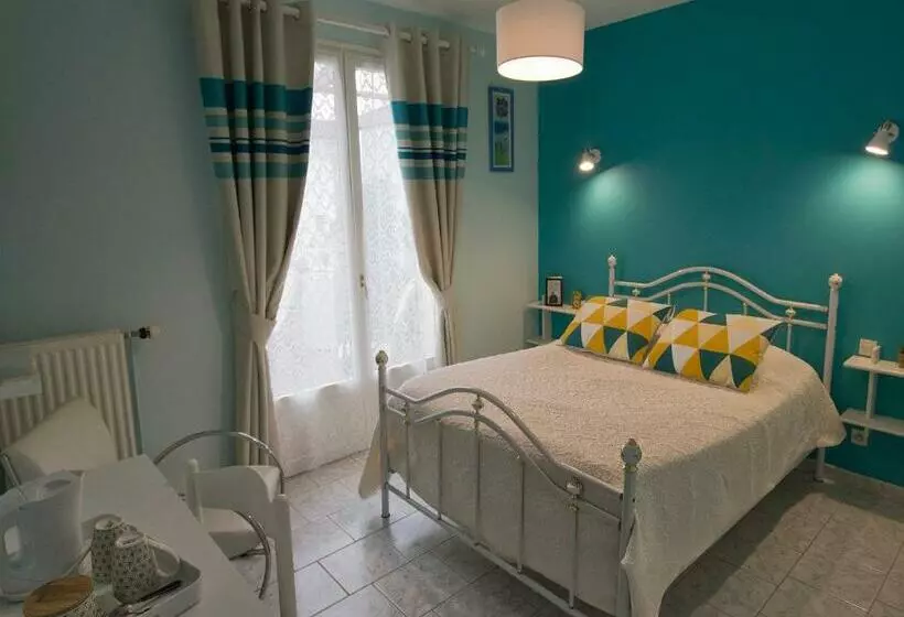 ベッドアンドブレックファースト Les Rendzines