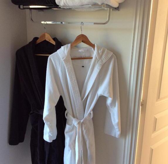 مبيت وإفطار Manoir De Kermilven